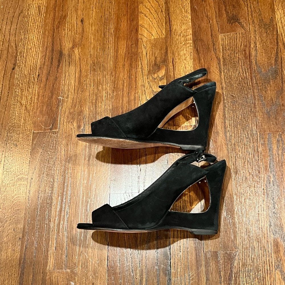 Michael Kors Wedge Heels Peep Toe Cut Out Black Leather Suede Women’s Shoes - Picture 3 of 11